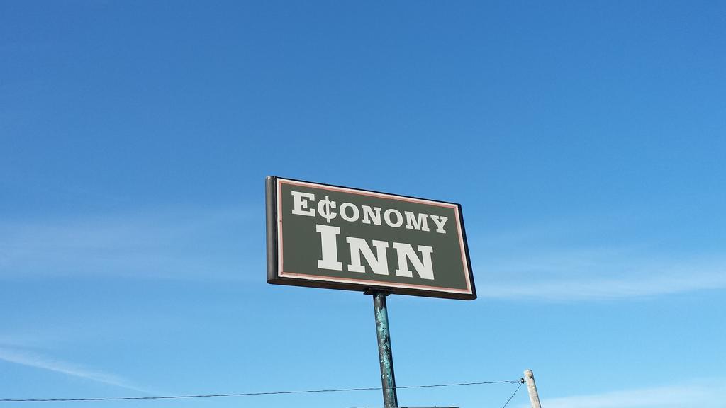 نيو ألباني Economy Inn المظهر الخارجي الصورة