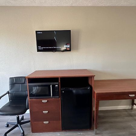 Express Inn نيو ألباني المظهر الخارجي الصورة